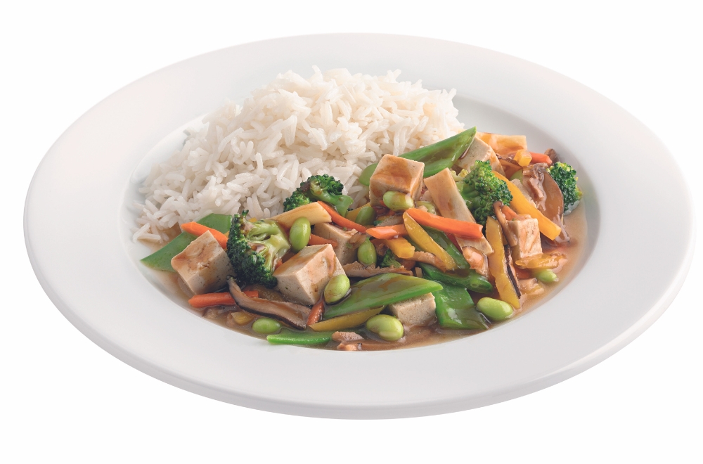 Veggie Asia Bowl mit Wok-Gemüse, Tofu und FAIRTRADE-Basmatireis genießen